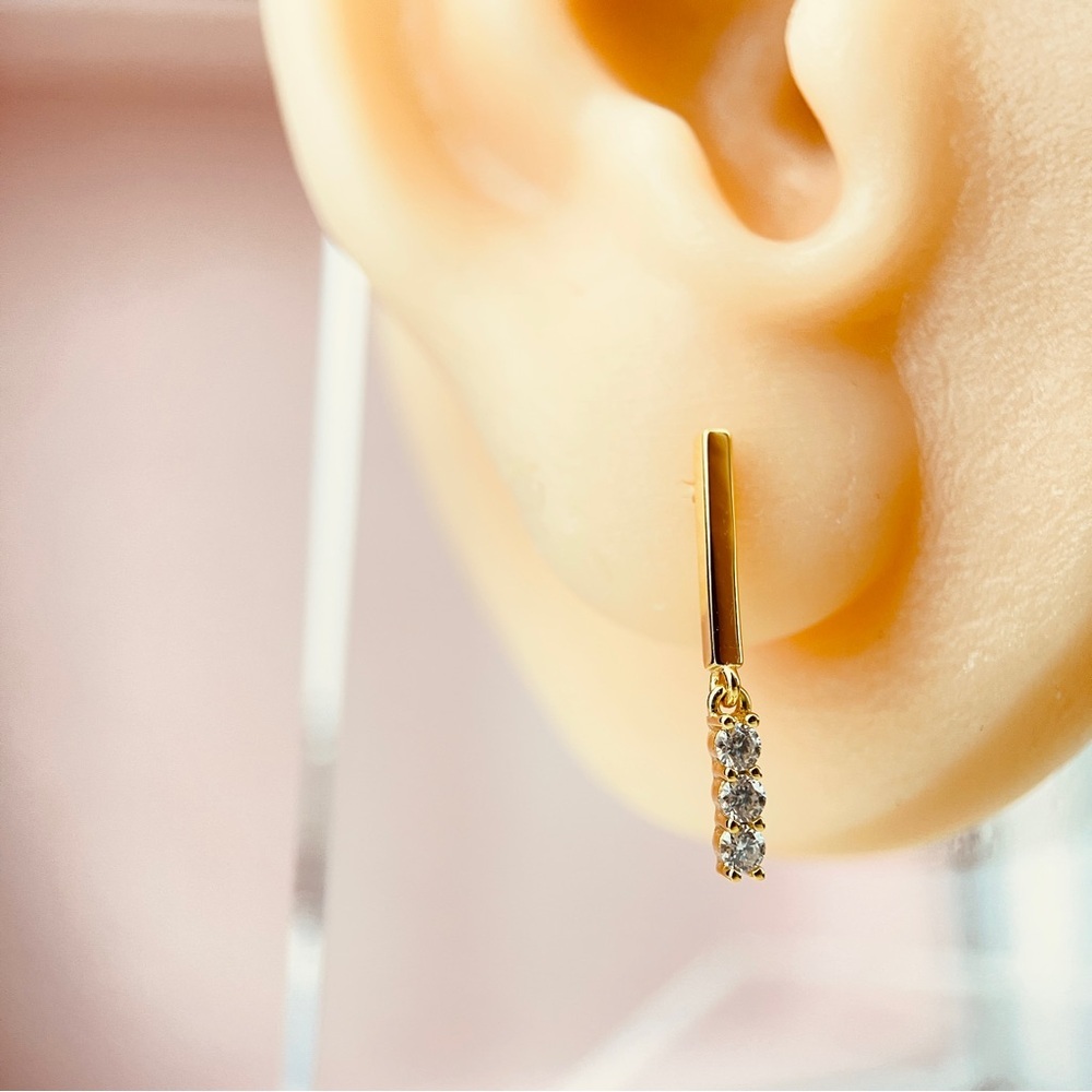 14K Plated S925 Moissanite Earrings - Picture 2 of 8